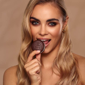 Маска для губ Eveline Choco Glamour интенсивно регенерирующая ночная 10 г
